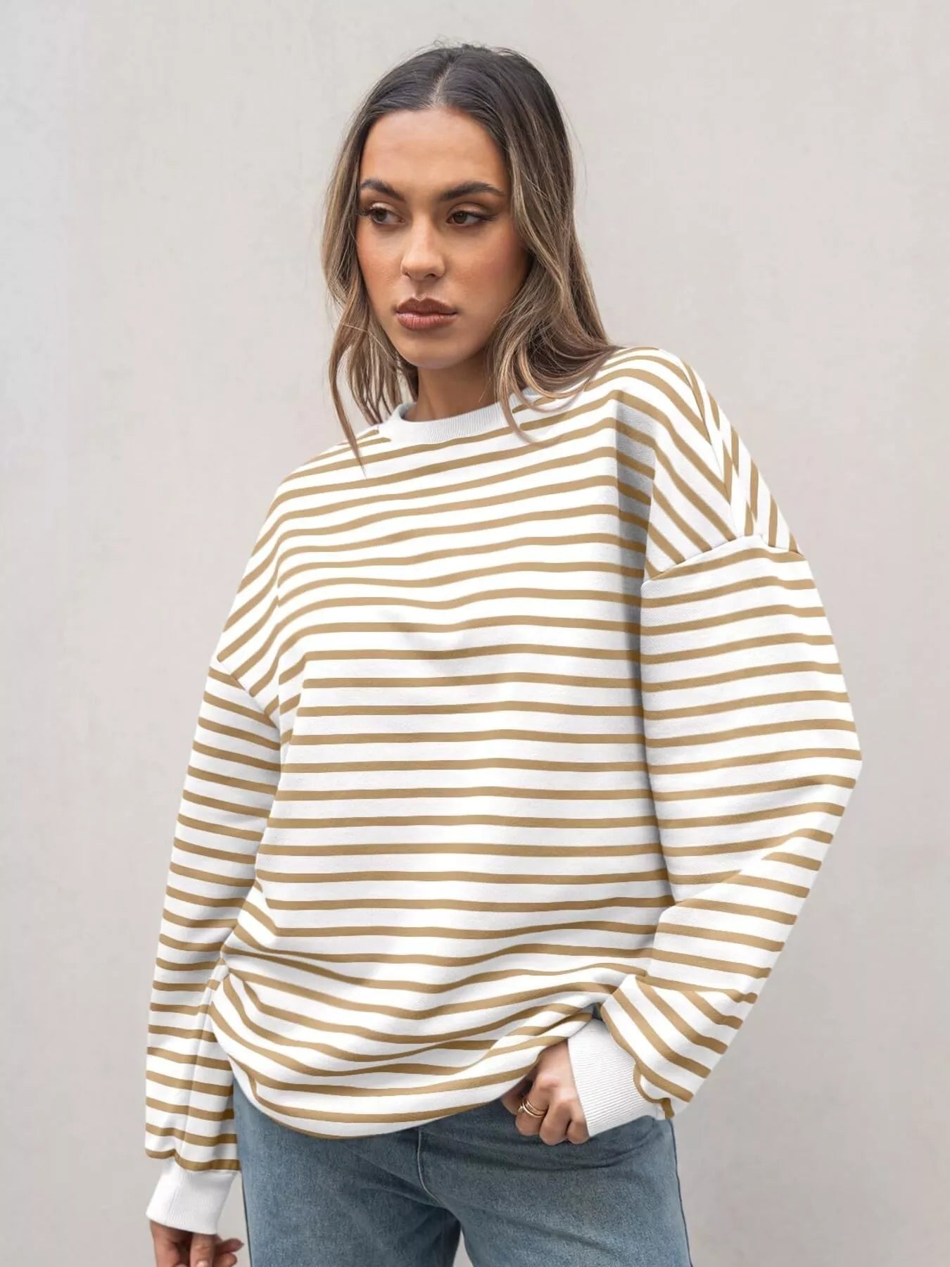 Oversized striped sweatshirt in a rayon blend with a slightly stretchy fit.