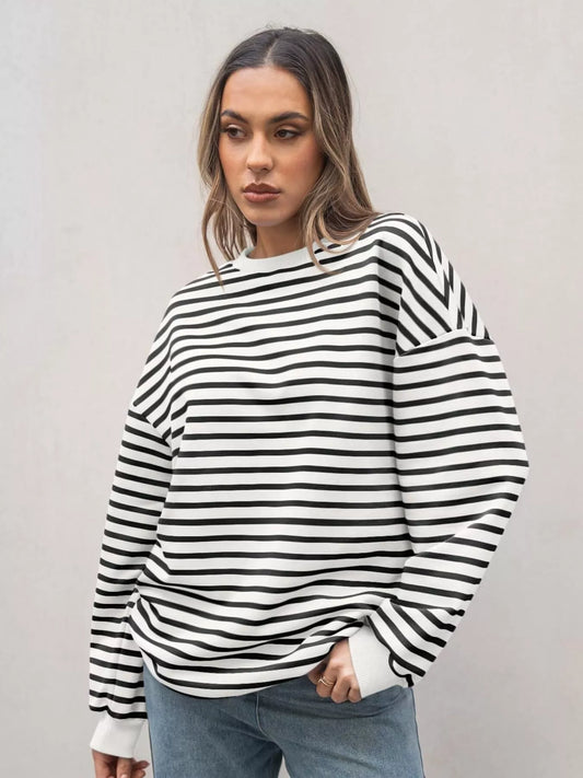 Oversized striped sweatshirt in a rayon blend with slightly stretchy fabric.