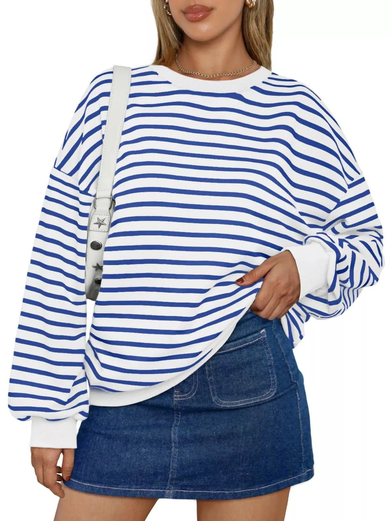 Oversized striped sweatshirt in rayon blend with long sleeves and relaxed fit