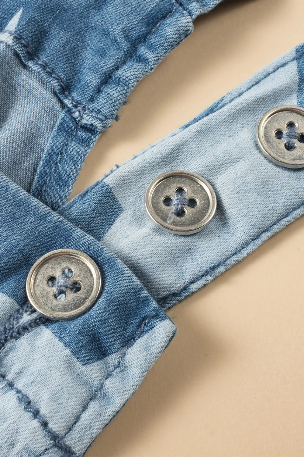 Wide leg denim overalls with star print and front pockets in a cotton blend fabric