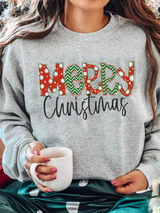 Light gray sweatshirt with festive letter print and drop shoulder design.