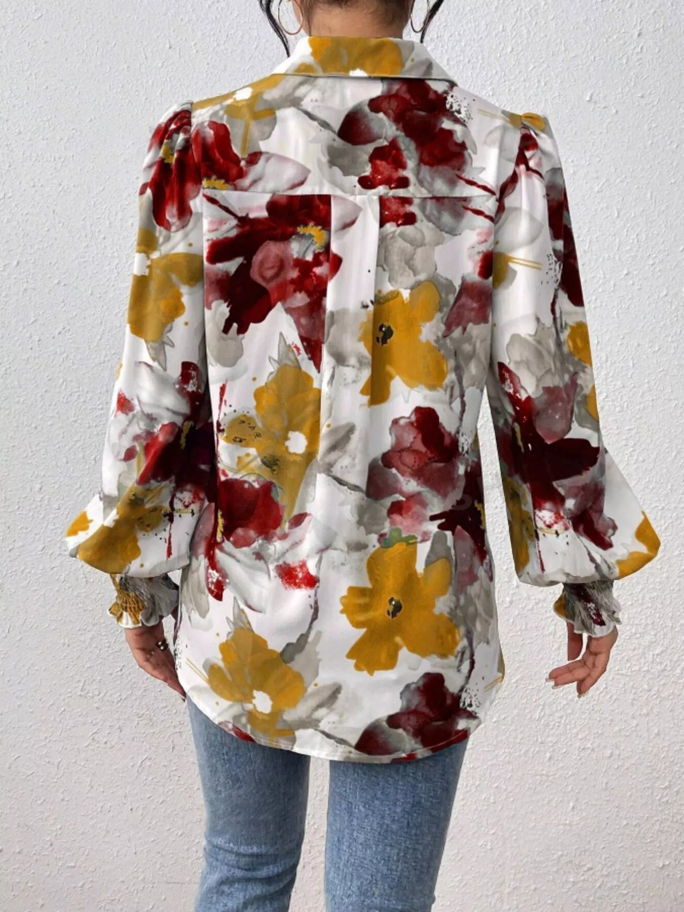 Printed button-up shirt with lantern sleeves in polyester blend fabric