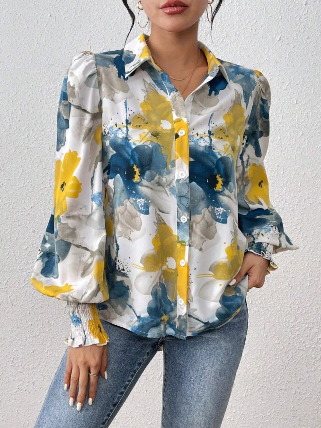 Printed button-up shirt with lantern sleeves in polyester blend fabric