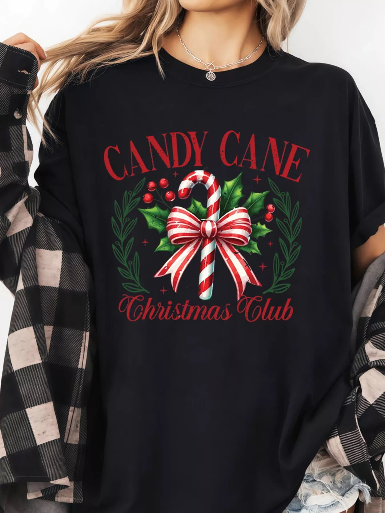 Oversized t-shirt in a polyester cotton blend featuring a playful poodle graphic.