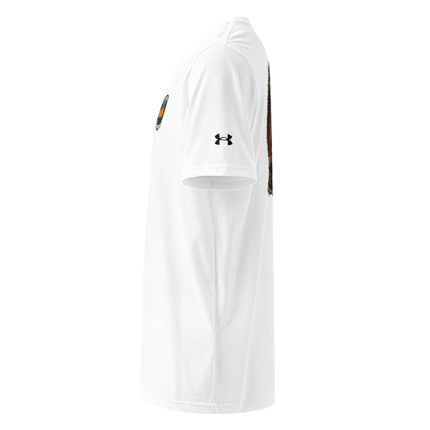 Under Armour quick-drying athletic t-shirt with relaxed fit and split hem in gray color.