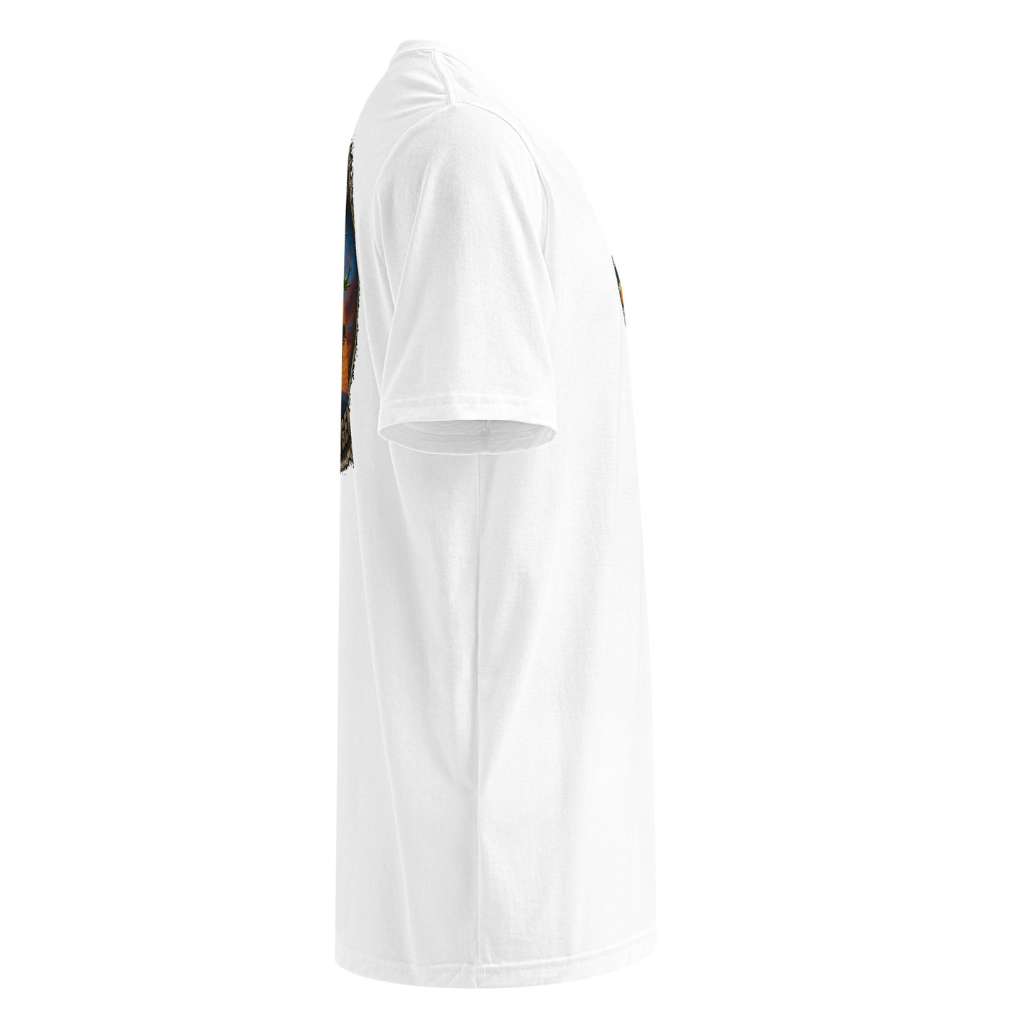 Lightweight Under Armour athletic t-shirt in relaxed fit with quick-drying fabric and split hem.