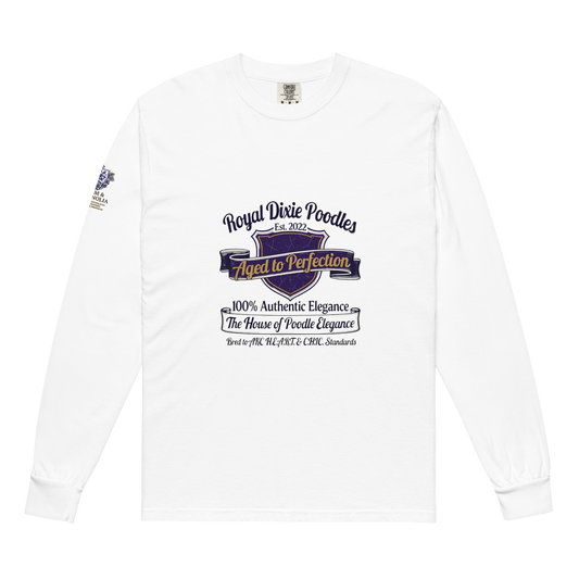 Relaxed fit long-sleeve shirt in garment-dyed heavyweight cotton with ribbed cuffs.