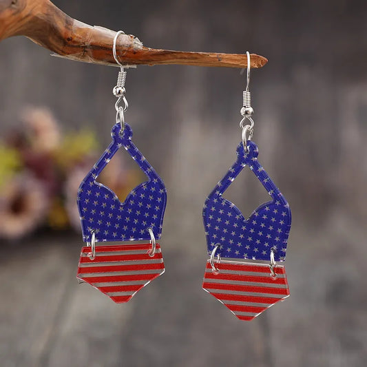 A pair of acrylic earrings featuring a US flag pattern made from alloy material.